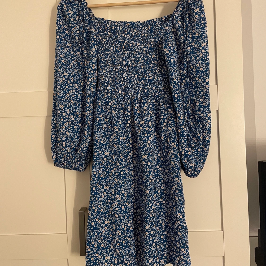 Klänning, offshoulder 