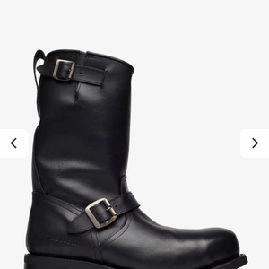 Primeboots engineer mid-1 stl 36 HELT NY - Helt nya Primeboots engineer mid-1 i storlek 36, svarta med silvrig detalj 