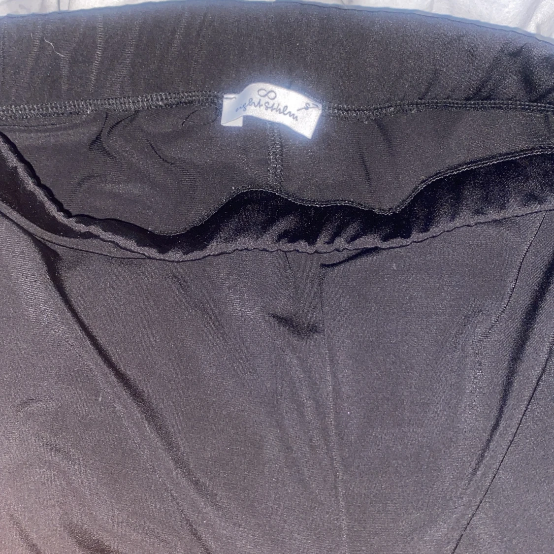 Utsvängda byxor - 91