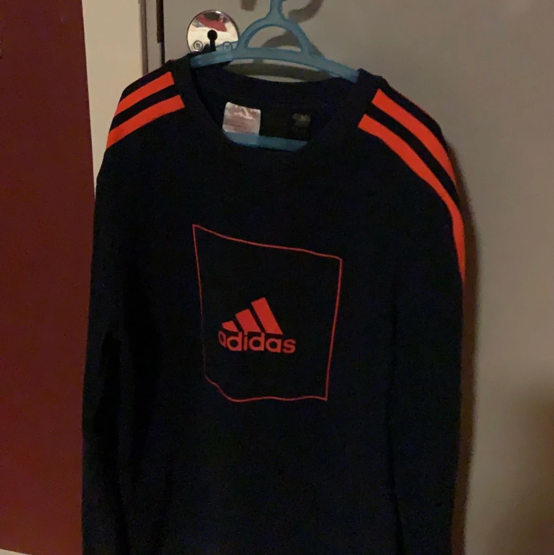 Adidas tröja