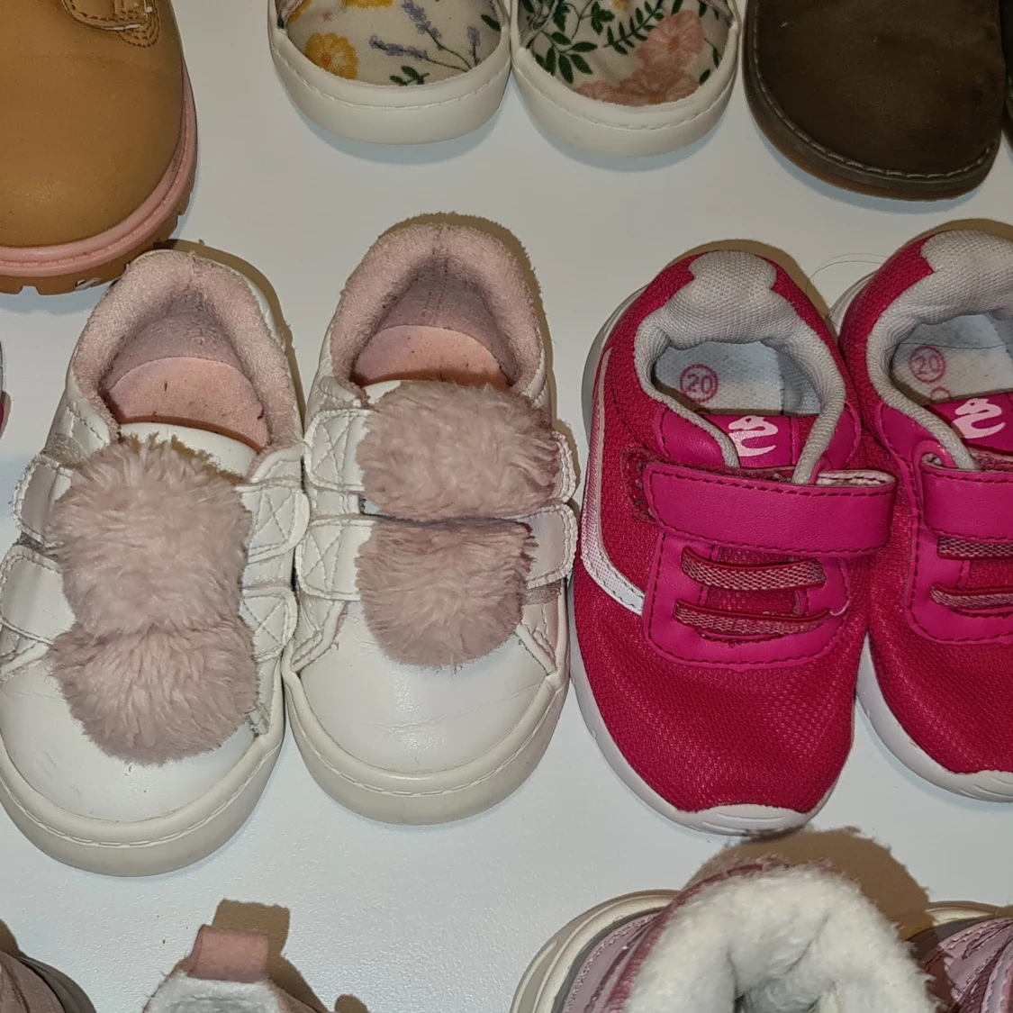 21-23,begagnade skor i bra skick - 90