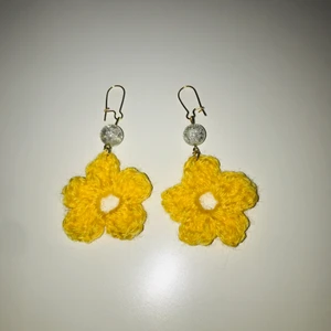 Virkade handgjorda örhängen, No.12 ! - Handgjorda örhängen av mig! Tar även beställningar, bara att höra av sig! 