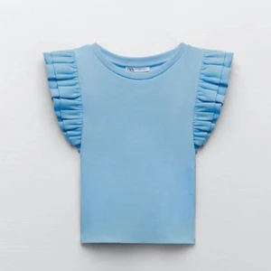 Zara topp  - Populær topp fra Zara💙 Selges fordi den ikke blir brukt. Nypris: 179kr