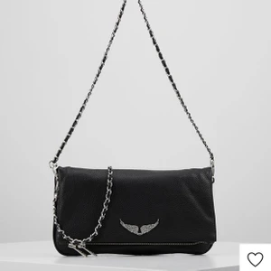 Intressekoll - Intressekoll på min nästintill nya Zadig rock bag, buda i kommentarerna eller privat! Högsta bud är just nu på 1400 💞💞