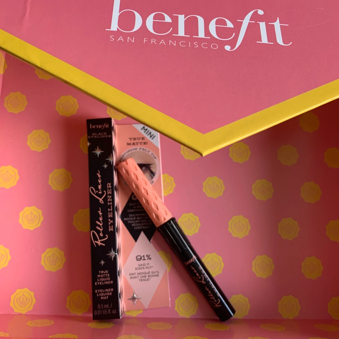 Whaterproof liquid eyeliner