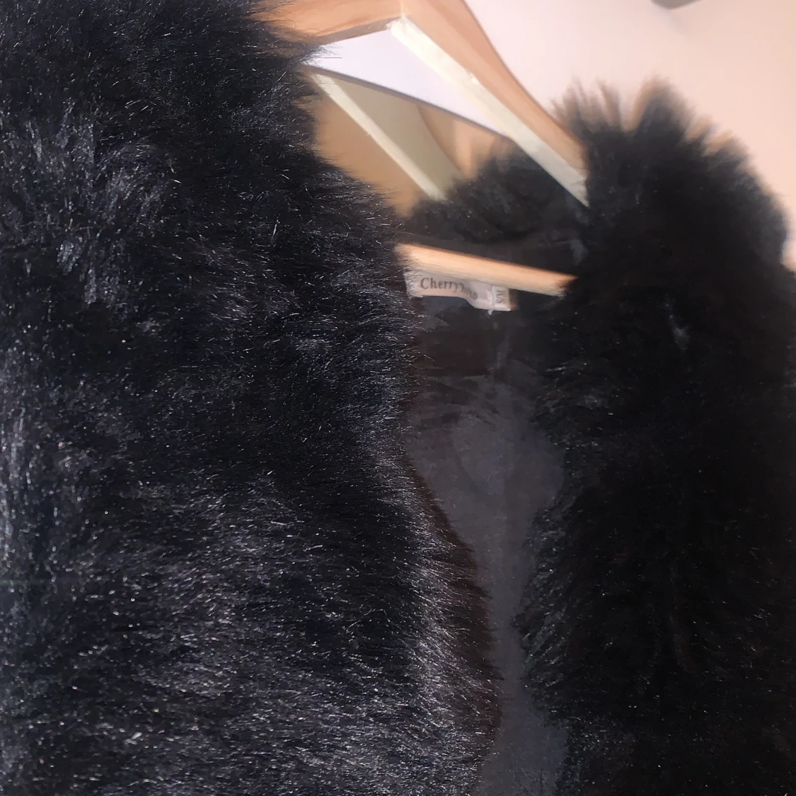 Svart fejk päls väst - 90