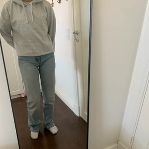 Hoodie - Oanvänd fin hoodie