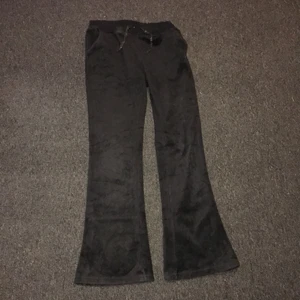 Name it  - Mjukis byxor 👖 20 kr vill bara bli av med dom nuuuu. Har använt dom 1 gång hemma i typ 4 minuter 