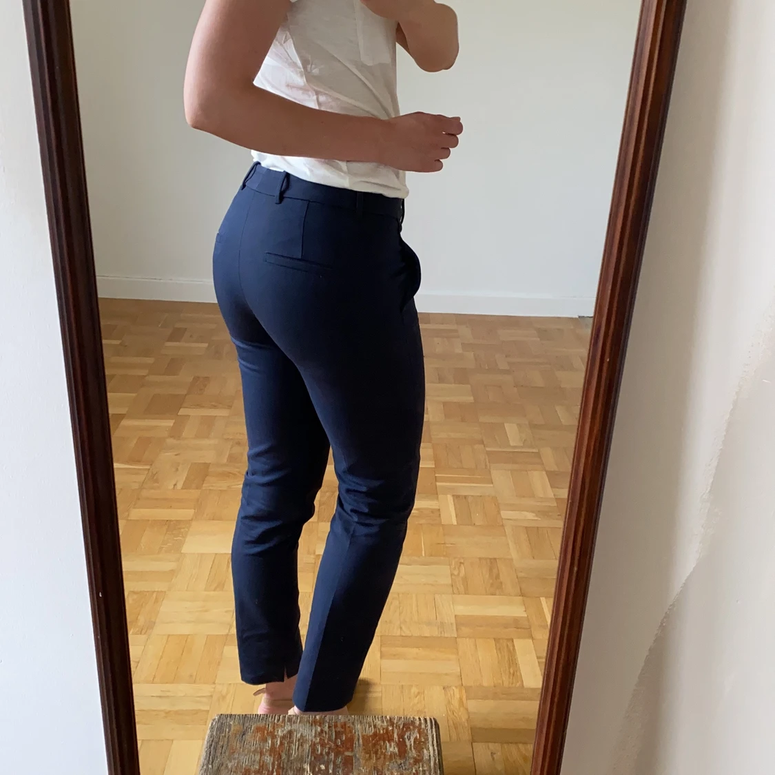 Mörkblå kostymbyxor, stlk S - 90