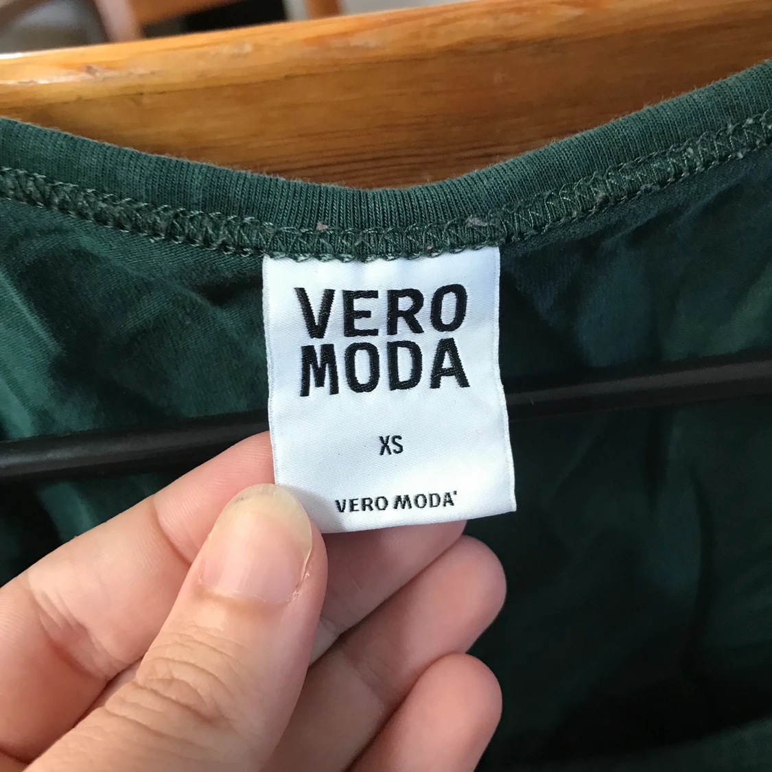 Linne med spetskant storlek XS - 91