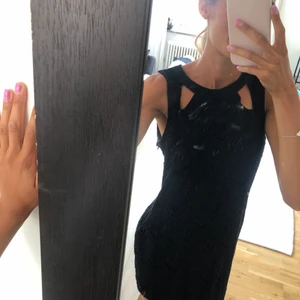 Virkad klänning från Hollister  - Jättefin virkad klänning från Hollister i storlek S 