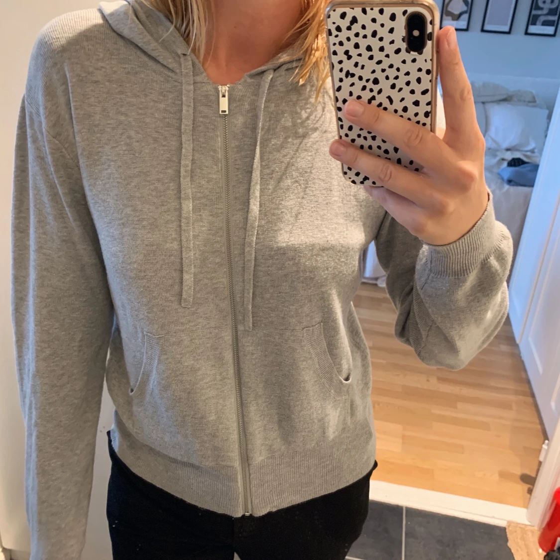 Stickad grå tröja  - 90