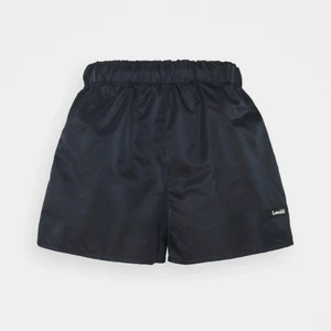 Lovechild Alessio shorts - Som i nyskick! Använda 1-2 ggr, i färgen total eclipse. Nypris 779 kr 