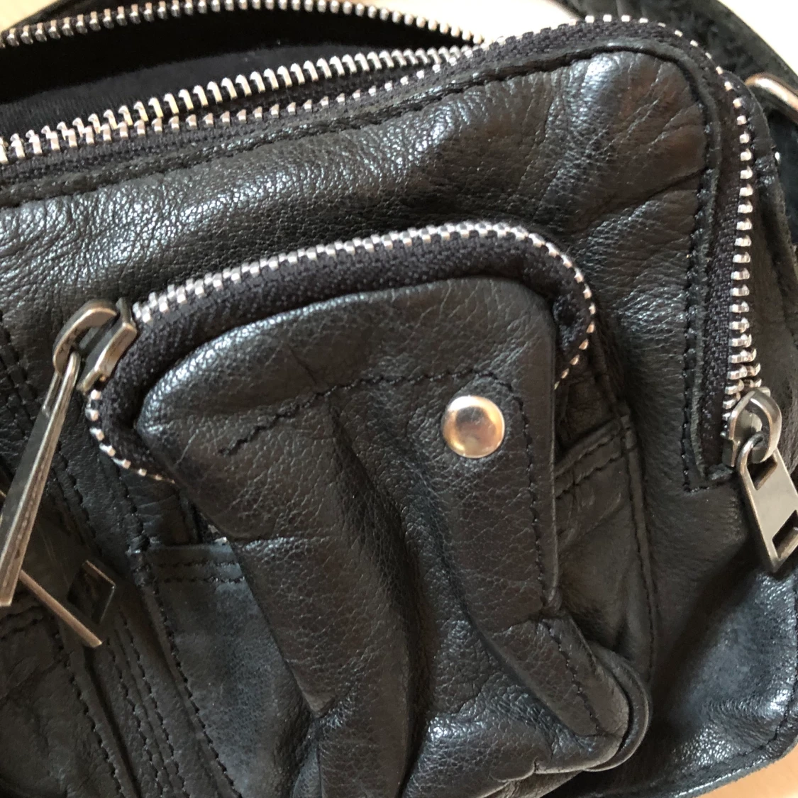 Nunoo ELLIE väska - 90