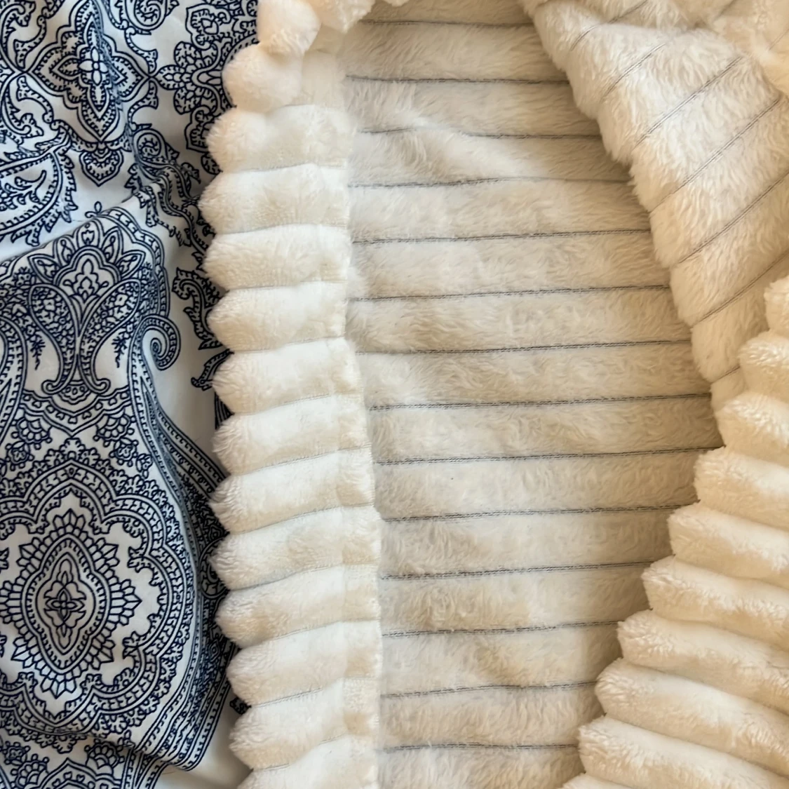 Mjuk Tröja, Ungefär storlek S, Bra skick - 91