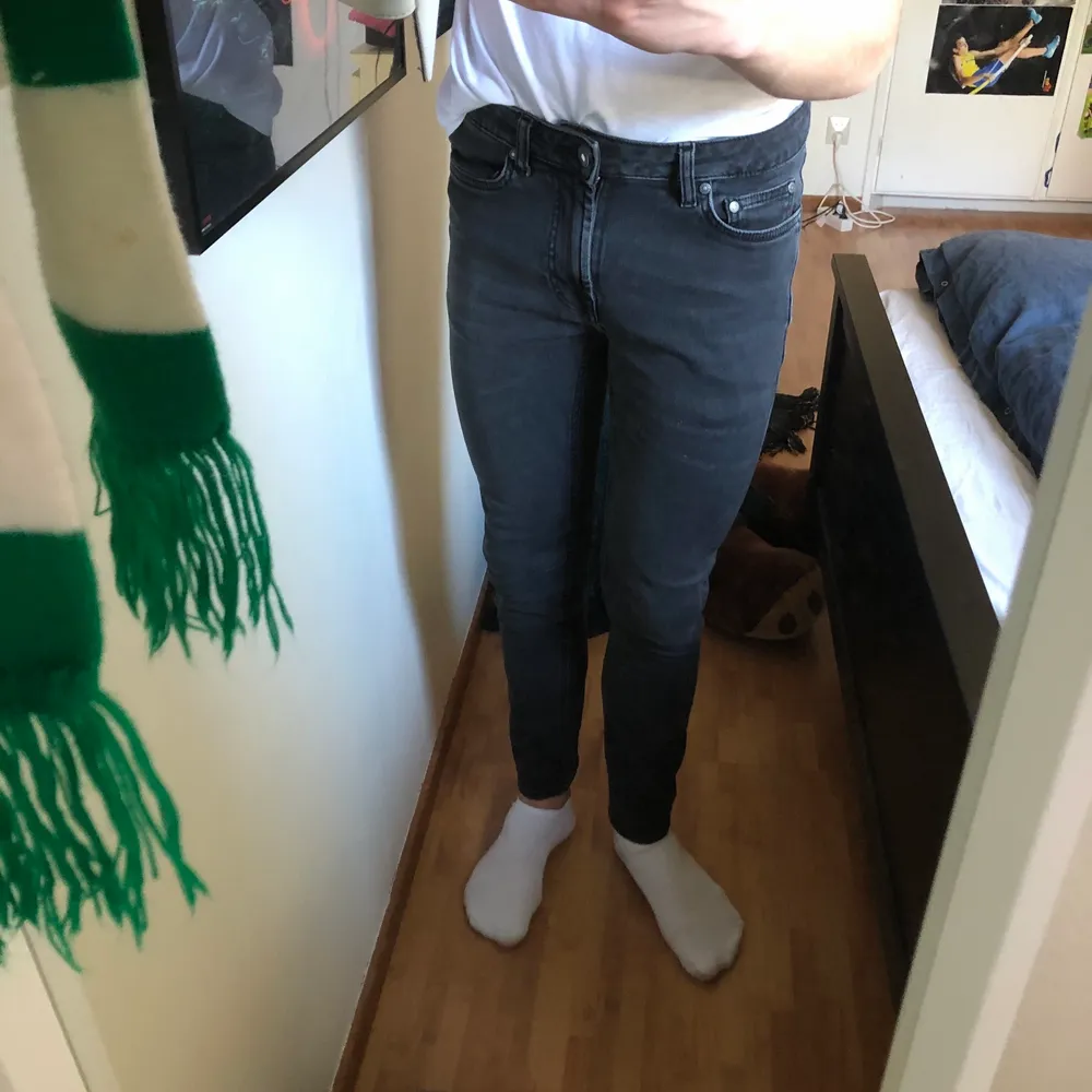 Svarta dressman jeans , slim fit.. Jeans & Byxor.