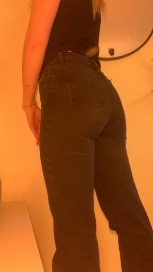 Jeans från Abrand Jeans storlek W26 - Svarta jeans från Abrand, passar str s/liten m! Sparsamt använda 