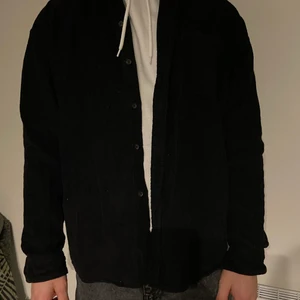 Manchester jacka - Används inte pga för stor. Köparen står för frakten