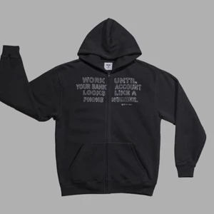 One of one zip - Dm för mer bilder, normal i storlek. Snygg alla stenar e kvar.