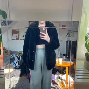 Fluff jacka - En fluffig jacka!