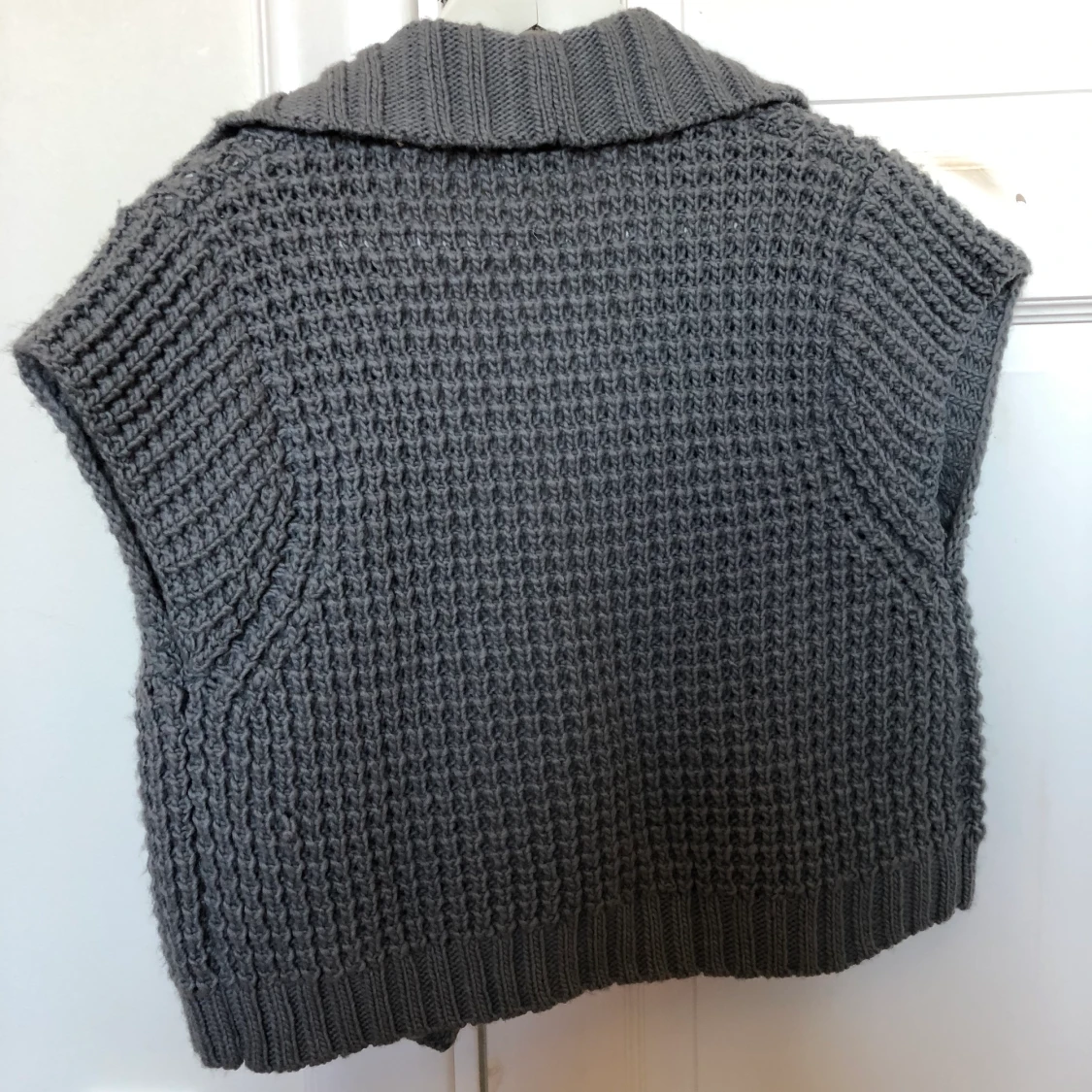 Stickad väst - 90