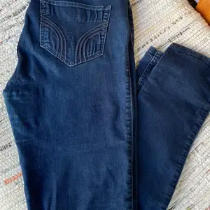 Snygga Hollister jeans 