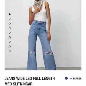 Jeans wide leg full length med slitning - Säljer mina helt nya oanvända jeans från Zara, med lappen kvar! Storlek 32 och säljer på grund av att dem blev för långa för mig. Nypris 399kr och säljer för 250kr + frakt eller bud!
