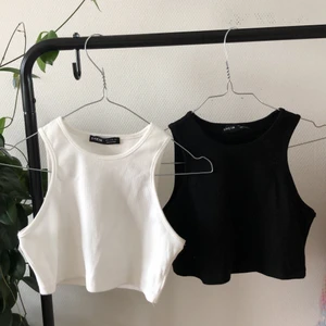 tanktop - två helt nya tanktops! Köpte dom av en tjej här på plick som inte hade använt dom men säljer vidare då dom är för små för mig tyvärr, en för 70kr båda för 120kr men pris kan alltid diskuteras