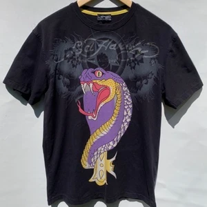 Ed Hardy T-Shirt - 🐍🐍🐍 sjukaste ed hardy tshirten 😩🖤 XL, funkar både för tjejer och killar. Oversized look på tjejer. 