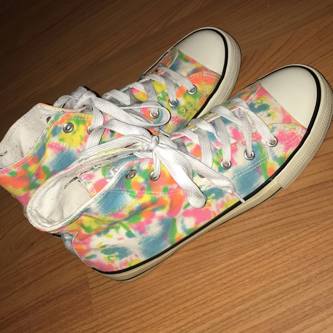 Converse liknade skor