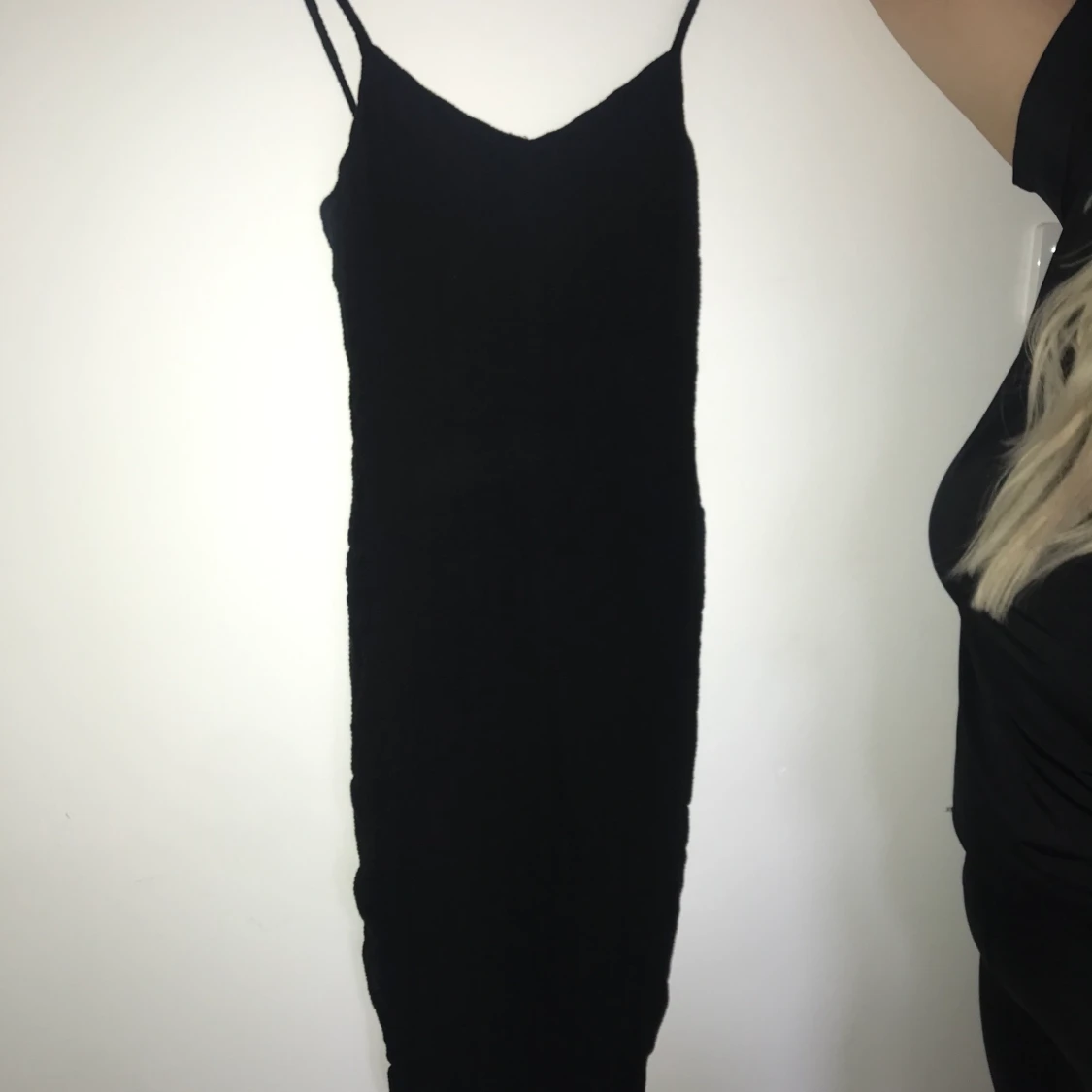 Riktigt snygg tight svart klänning