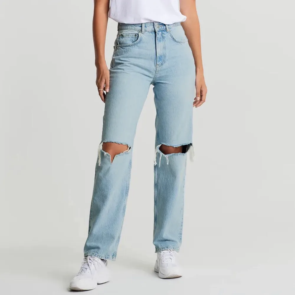 90’s highwaist jeans från Gina i storlek 38. Skriv för fler bilder eller funderingar🥰 Köparen står för frakt!. Jeans & Byxor.