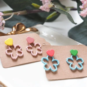 Heart earrings with flower 🌸  - Earrings made of metal, painted with different colors 