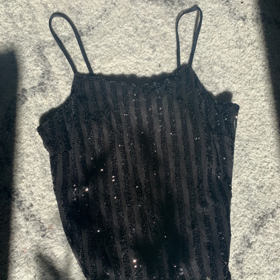 Paljettlinne, BikBok, S