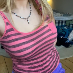 Linne - Linne från Forever 21, kan mötas i Sthlm annars står köparen för frakten💕💞💓