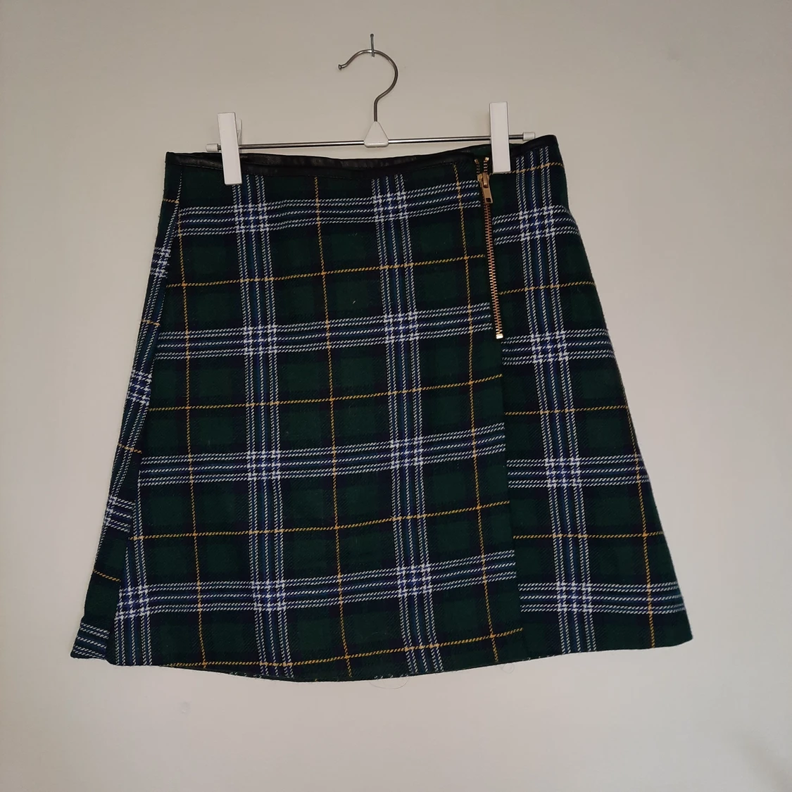 Plaid skirt