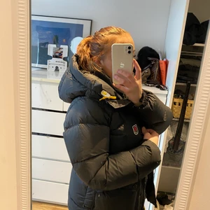 Fjällräven jacka  - Storlek S, fint skick, kvitto finns 