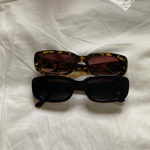 🚫Svarta sålda🚫 Snygga och trendiga solglasögon som aldrig har används. Säljer pga av att dom inte passar mitt ansikte. 