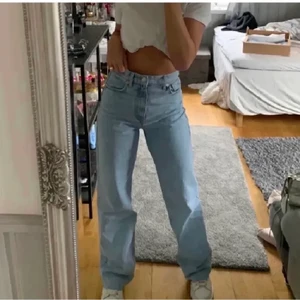Zara jeans - Jeans från zara🤍pris går att diskutera vid snabb affär!
