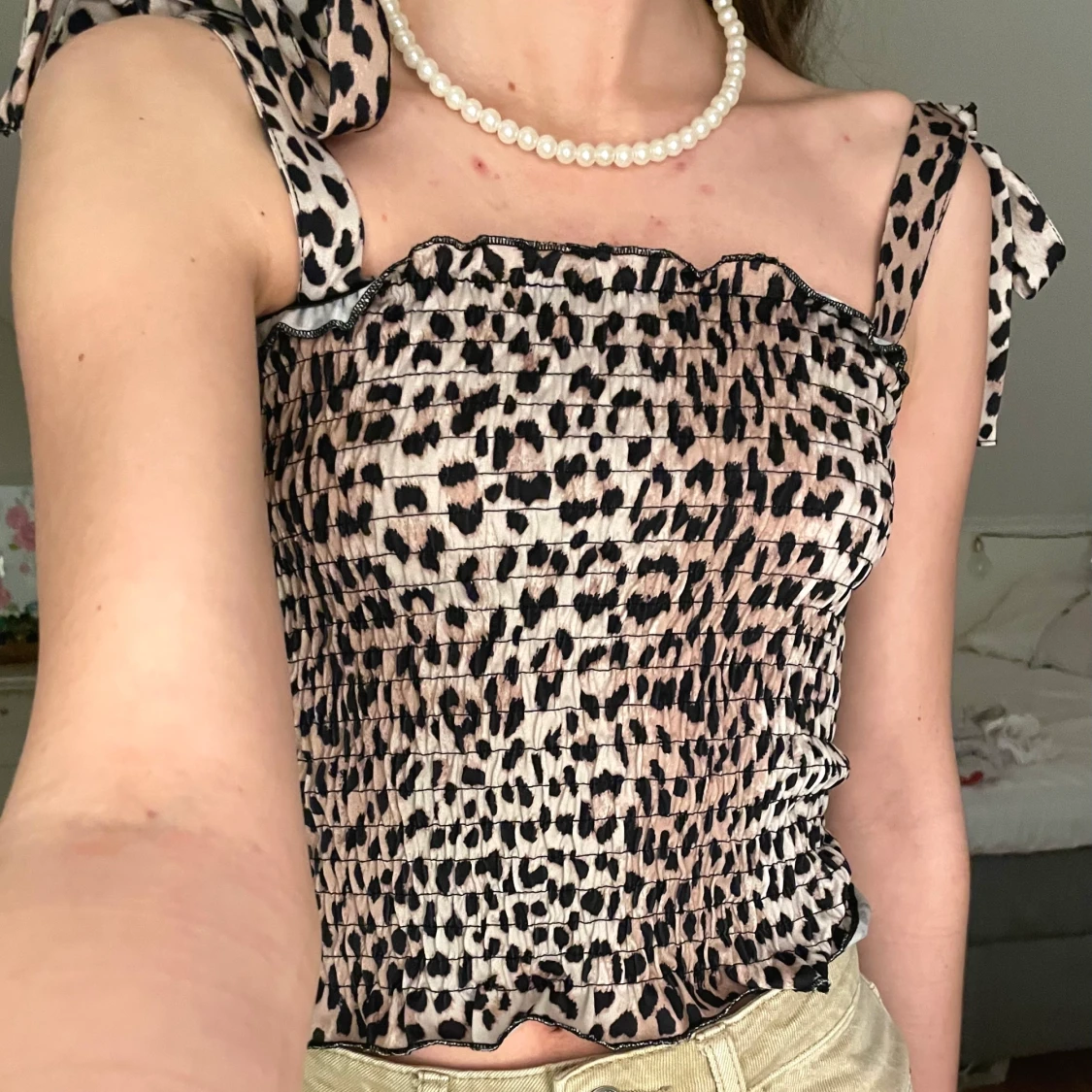 Fin leopard topp med knytning strl M - 90