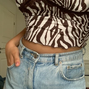 Shein linne storlek s/36 - Ett superfintlinne från shein, använder inte så ofta då jag tycker att den sitter lite konstigt på mig./ kostar 50kr + frakt