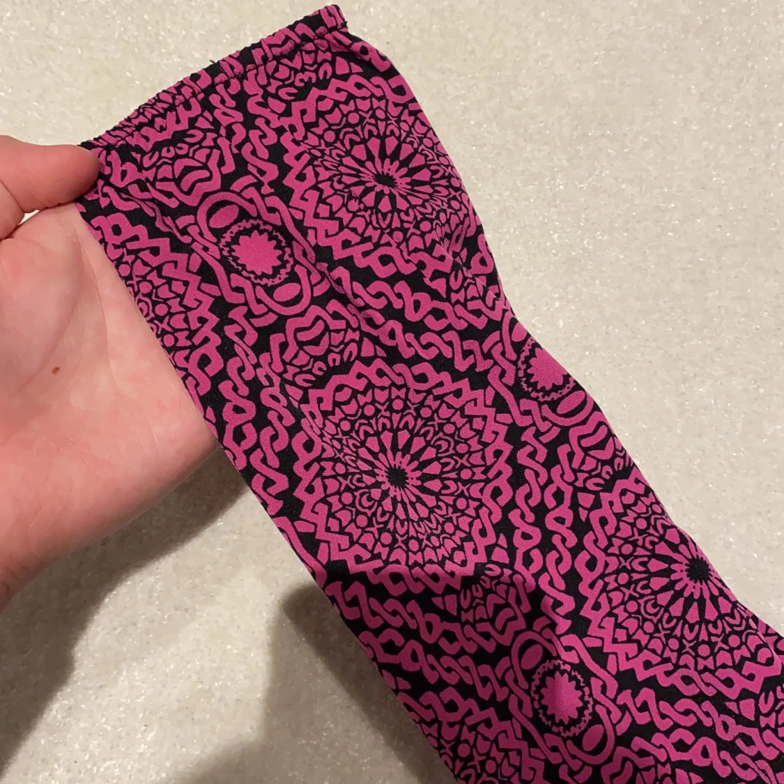 Lila svart blus! - 91