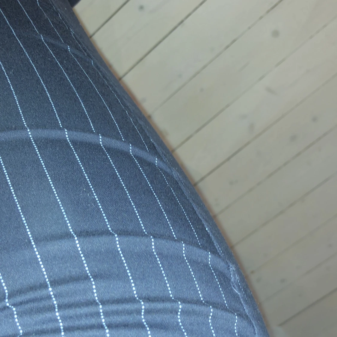  marinblåa slacks med vita ränder  - 91