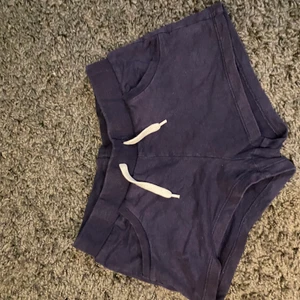 Mörkblåa shorts - 20kr+frakt💙💎