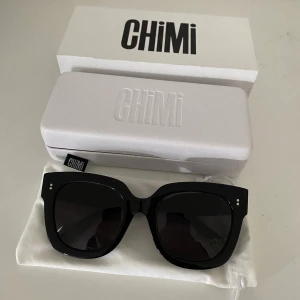 Chimi 08 Svart - Som nya! Använda ett fåtal gånger 🥰