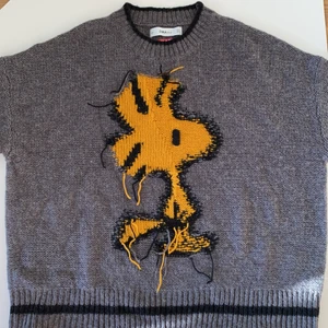 Oversized snobben tjocktröja - Jättesöt oversized tjocktröja med snobbentryck. Mysig och änvänd fåtal gånger. Nyskick! 