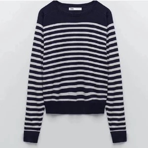 Randig zara tröja  - Säljer denna trendiga randiga tröjan från zara andvänd 3 gånger 💖 köparen står för frakten! 