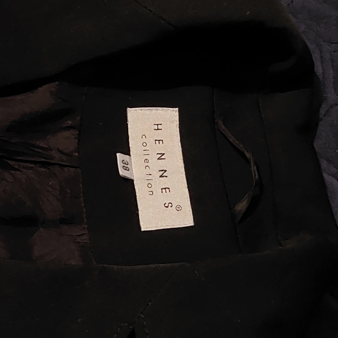 Svart long kavaj  - 91