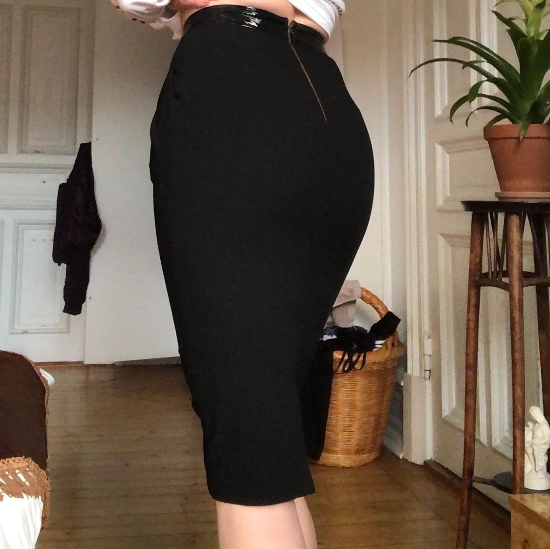 Svart D&G pennkjol - 90