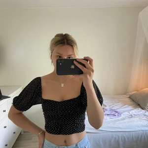 Topp - Jättesöt topp ifrån pull and bear o storlek XS 